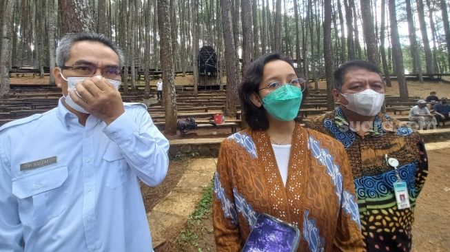 Kunjungi Hutan Pinus Sari Mangunan, GKR Bendara Akui Sulit Sinyal