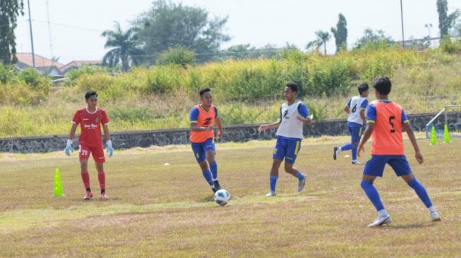 PON Papua: Tim Sepak Bola Jawa Barat Boyong 20 Pemain