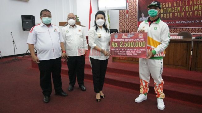 Karolin Lepas Kontingen PON XX Papua 2021 Asal Kabupaten Landak