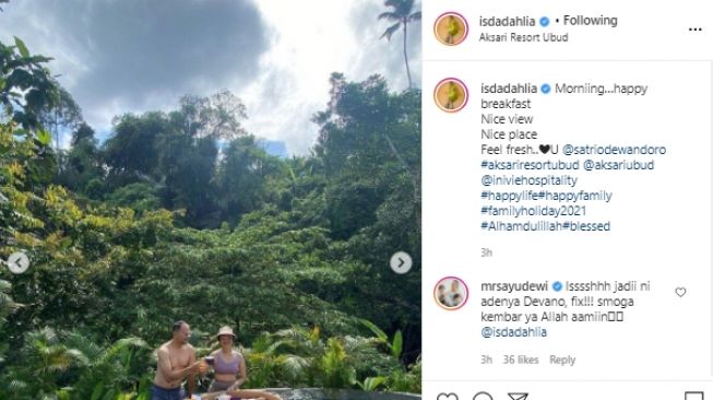 Potret mesra Iis Dahlia dan Satrio Dewandono (instagram.com)