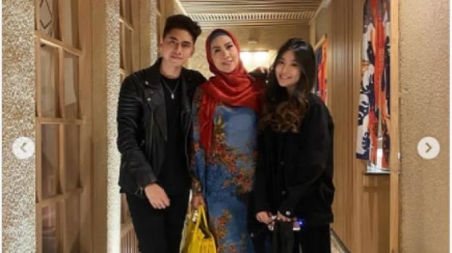 Potret Athalla Naufal dan Shannon. [Instagram/athallanaufal7/shannonnwong]