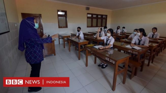 Belasan Ribu Murid Terpapar Covid, perlukah PTM Terbatas Dipertahankan?