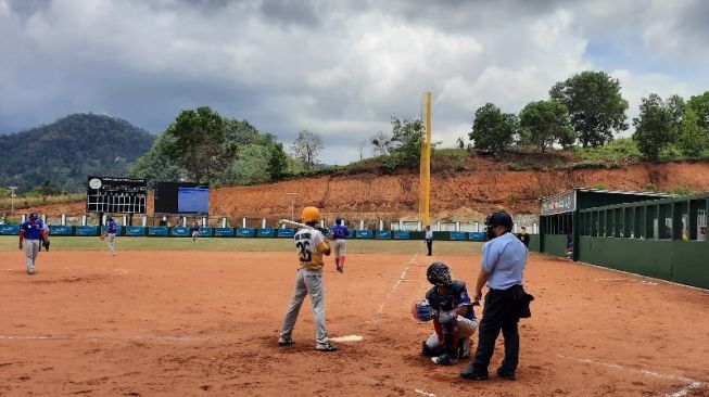 PON Papua: Lampung Pimpin Klasemen Sementara Grup A Softball Putra