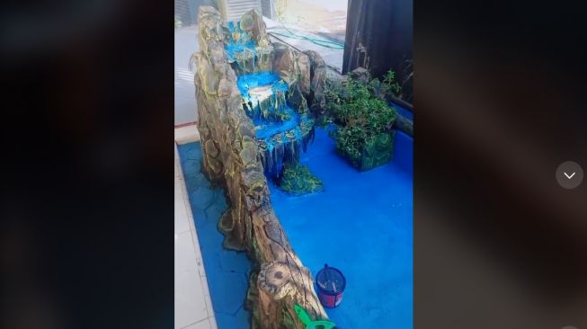 Diragukan Istri Tak Bisa Bangun Kolam Ikan, Hasil Akhir Kemampuan Suami ini Menggemparkan (TikTok)