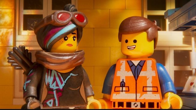 Jadwal Bioskop Trans TV Hari Ini, Sabtu 1 Januari 2022: Lego Movie dan Batman Returns