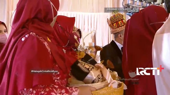 Hantaran lamaran Ria Ricis. [RCTIPlus]