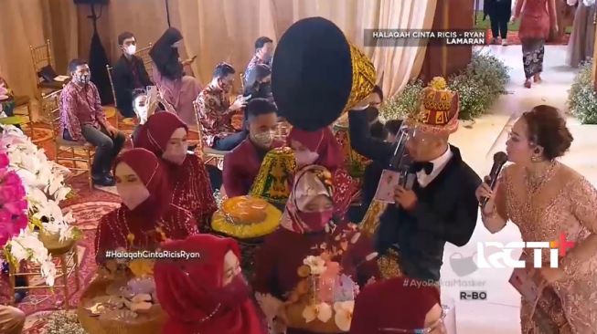 Hantaran lamaran Ria Ricis. [RCTIPlus]