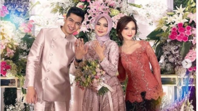 Potret Bridesmaid Lamaran Ria Ricis. [Instagram]