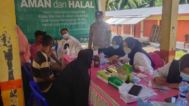 Vaksinasi Polres Gorontalo Tembus Angka 10.000 Dalam Sehari