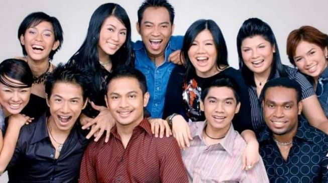 10 Kabar Finalis Indonesian Idol Musim Pertama, Joy Tobing Dinikahi TNI