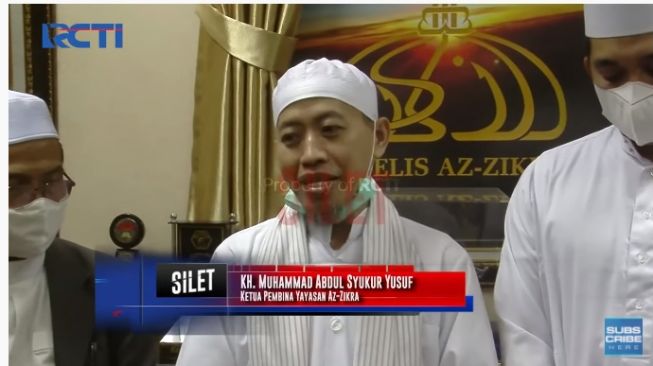 KH Muhammad Abdul Syukur Yusuf menggantikan Alvin Faiz sebagai Ketua Pembina Az Zikra [YouTube: RCTI-Infotainment]