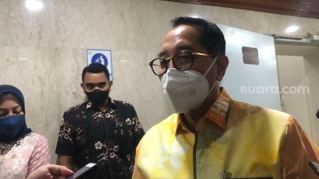 Ketua Bidang Penghubung Antarlembaga Politik DPP Partai Golkar Firman Soebagyo. (Suara.com/Novian)