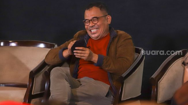 Sutradara Garin Nugroho ketika ditemui saat konferensi pers film Sepeda Presiden di Djakarta Theatre, Jakarta Pusat, Selasa (28/9/2021). [Suara.com/Alfian Winanto] 