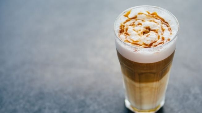 Resep Caramel Macchiato Starbucks Ala Rumahan, Jauh Lebih Murah Meriah