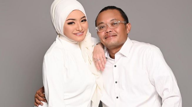 Sule dan Nathalie Holscher [Deon Angkasa]