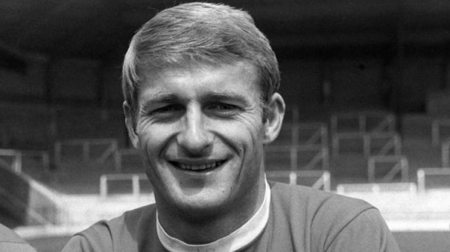 Biografi Roger Hunt Legenda Liverpool Meninggal Dunia