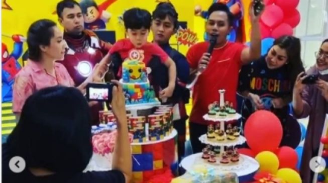 Hampers Ulang Tahun Anak Seleb. [Instagram]