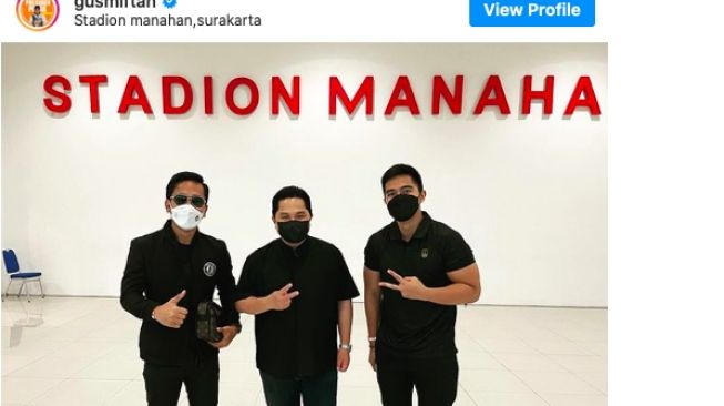 Gus Miftah berfoto bersama Kaesang dan Erick Tohir [Instagram]