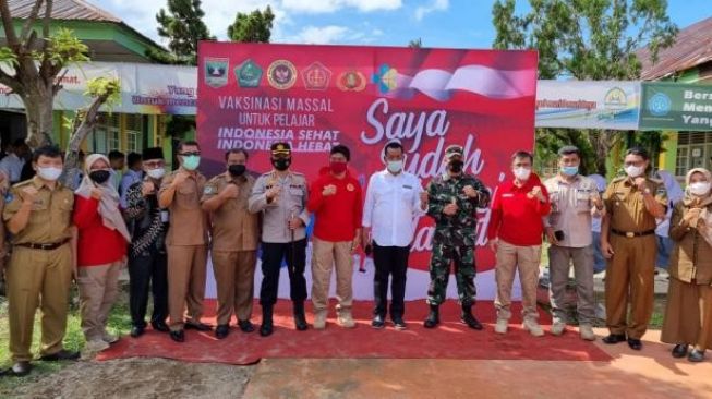 Dukung Percepatan Vaksin Nasional, Bupati Pessel Gencarkan Sosialisasi
