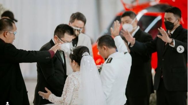 Potret pernikahan Joy Tobing. [Instagram/joydestinytobing/yoxforchrist/jnb_photography]