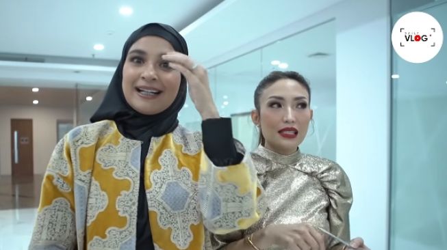 Shireen Sungkar dan Ayu Dewi (YouTube.com)