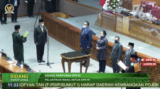 Tok! DPR Berhentikan Azis Syamsuddin dan Lantik Lodewijk jadi Wakil Ketua DPR