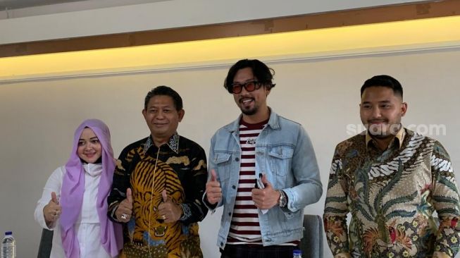 Denny Sumargo didampingi tim pengacara [Suara.com/Evi Ariska]