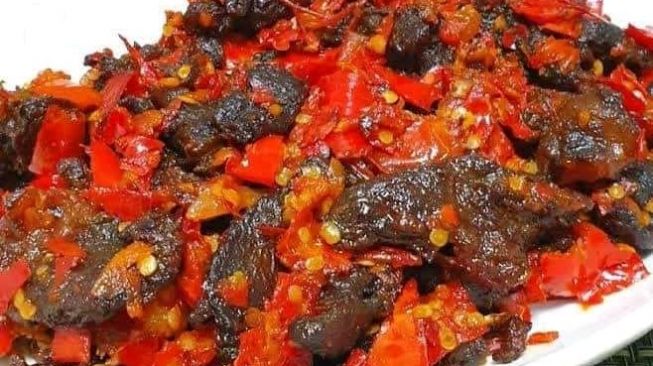 Bingung Olah Daging Kurban? Bikin Dendeng Balado Yuk