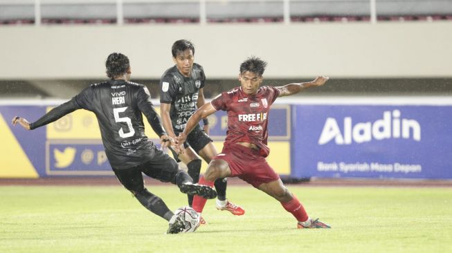 Bukan ke Bali United, Irfan Jauhari Malah Resmi Diperkenalkan Persija Jakarta