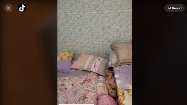 Ditinggal Keluar, Ibu Syok Anaknya Hilang di Kamar (TikTok)