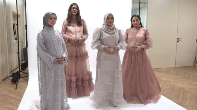 Ada yang Bertema Guardian Angel, Intip yuk 7 Maternity Shoot Artis