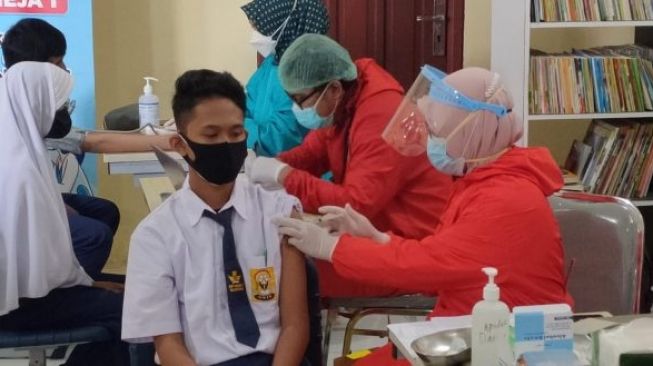 Capaian Vaksinasi Pelajar di Kayong Utara Capai 80 Persen