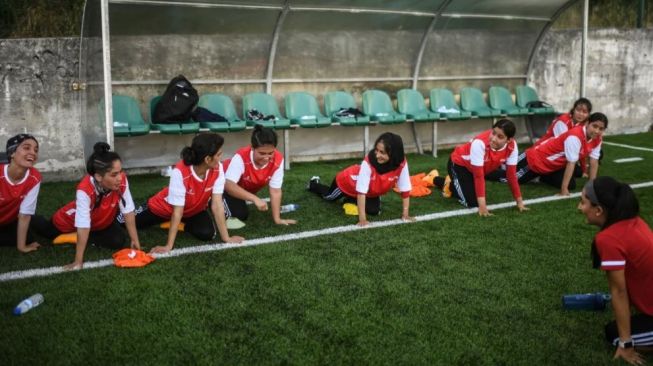 Tim Sepak Bola Putri Afghansitan. (Patricia De Melo Moreira/AFP)