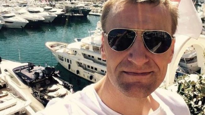 Daniel Craig Pensiun, Pria Mirip James Bond Ini Takut Ikut Kehilangan Pekerjaan (instagram.com/looklikebond)