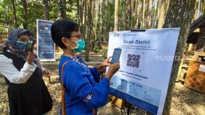 PeduliLindungi Disebut Buatan Singapura? Cek Faktanya!