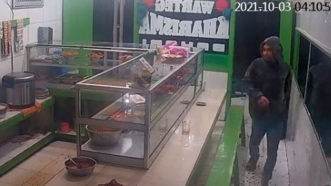 Viral Video Perampok Sasar Warteg di Kalimalang, Pengelola Dikalungi Sajam