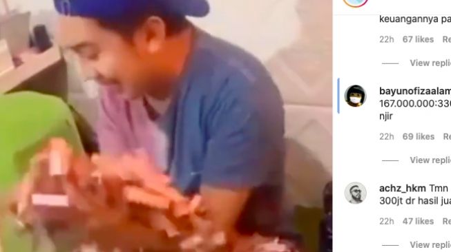 Pedagang gorengan buka tabungan [Instagram]