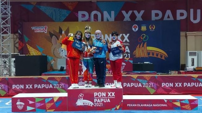 Berlinang Air Mata, Mia: Medali Emas PON XX Papua Untuk HUT Banten dan Orangtua