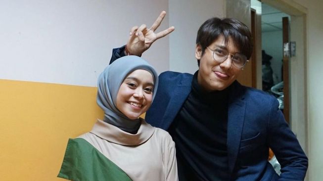 8 Artis Cepat Hamil Setelah Menikah, Kebahagiaan Berlipat