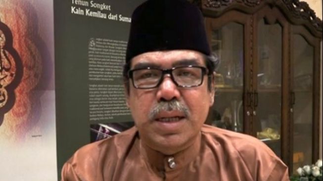Innalillahi, Tokoh Riau Datuk Seri Al Azhar Meninggal Dunia