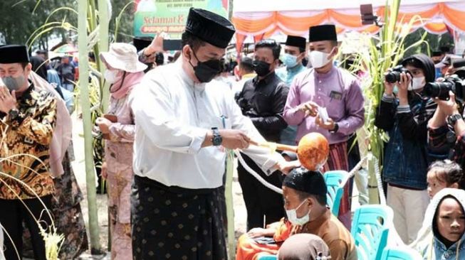 Festival Mandi Safar Digelar di Pulau Rupat, Tanda Pariwisata Mulai Bergeliat