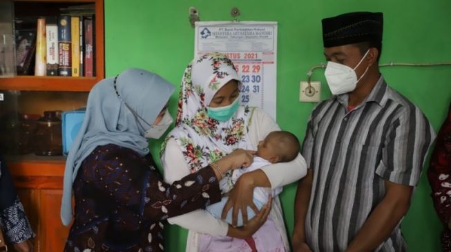 Bayi 2 Bulan Derita Kelainan Jantung sejak Lahir, Pemkab Sleman Beri Bantuan