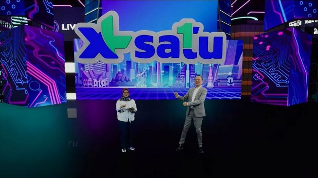 Presiden Direktur & CEO XL Axiata, Dian Siswarini saat peluncuran Konvergensi XL Satu dalam perayaan ulang tahun XL Axiata ke-25, Jumat (8/10/2021). [XL Axiata]