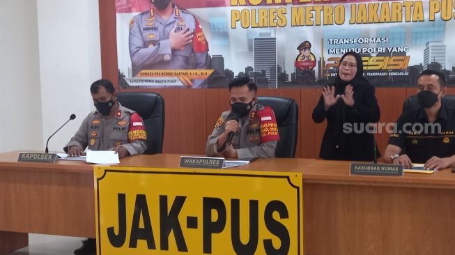 Wakil Kepala Kepolisian Resor Metro Jakarta Pusat, AKBP Setyo Koes Heriyatno mengatakan, sebagian besar para pelaku tawuran terindikasi sebagai pengguna narkotika. (Suara.com/Yosea Arga)