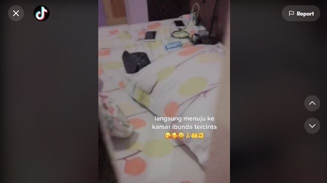 Viral kamar wanita punya jendela neraka, ruangan di baliknya bikin tak bisa berkutik. (TikTok/@burnnburn)