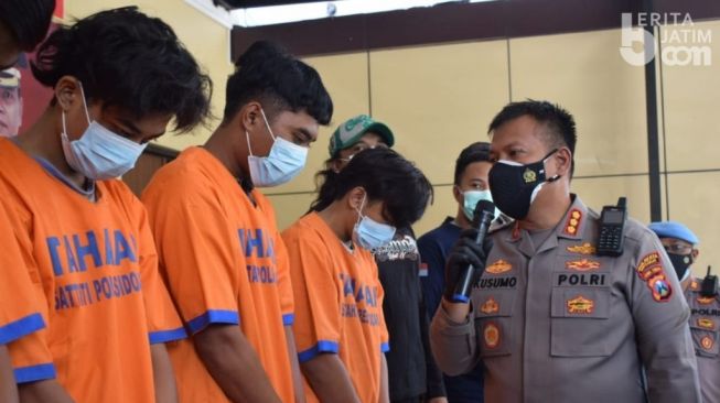 Miris! Remaja Kencur Ini Jadi Otak Pengeroyokan Pemuda Sidoarjo hingga Tewas