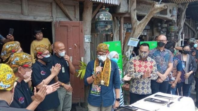 Menparekraf Beri Lampu Hijau Anak di Bawah 12 Bisa ke Tempat Wisata