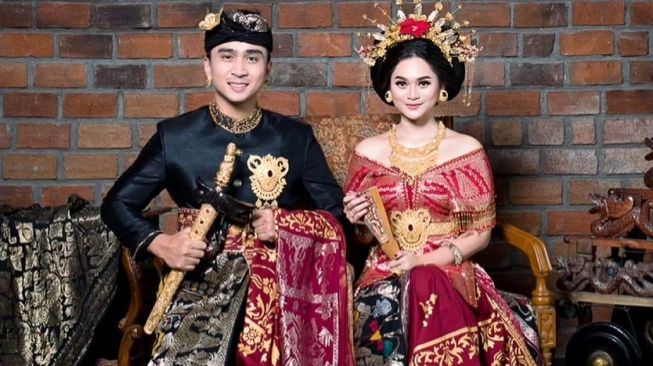 Lutfi Agizal dan Nadya Indry. [Instagram]