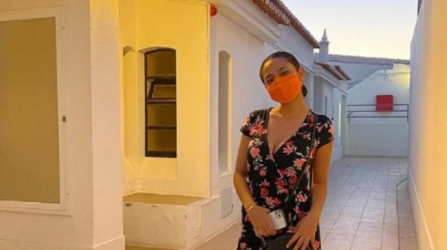 Athalia Lemos anak sambung Krisdayanti. [Instagram/athalialemos]