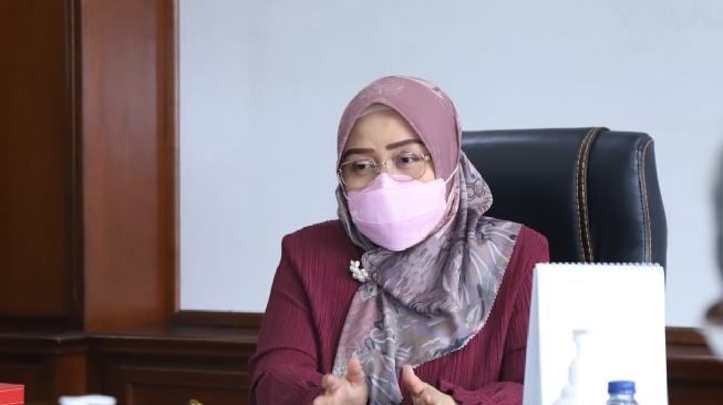 Klarifikasi Kemnaker tentang Viralnya Berita Pekerja Swalayan Curhat Gaji Dipotong